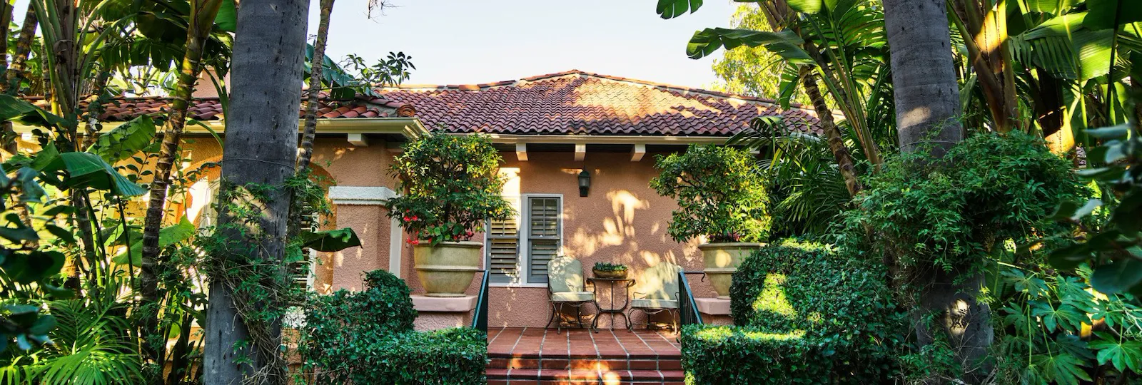 Bungalow 3A Exterior and lush foliage, The Beverly Hills Hotel, Los Angeles