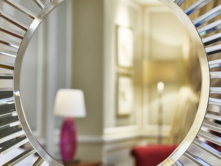 Mirror detail in Principe Suite