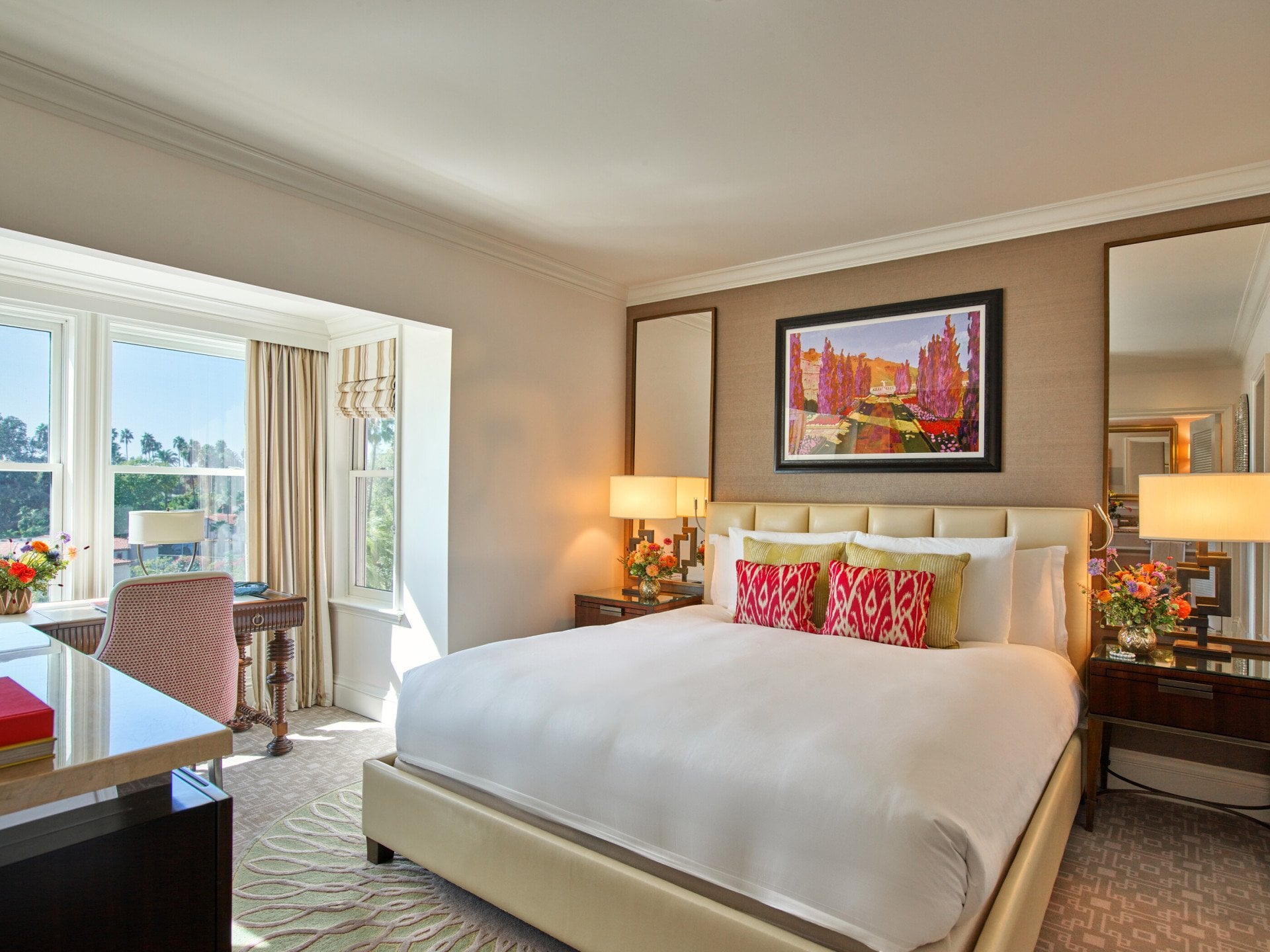 Superior Guestroom at The Beverly Hills Hotel, Beverly Hills 