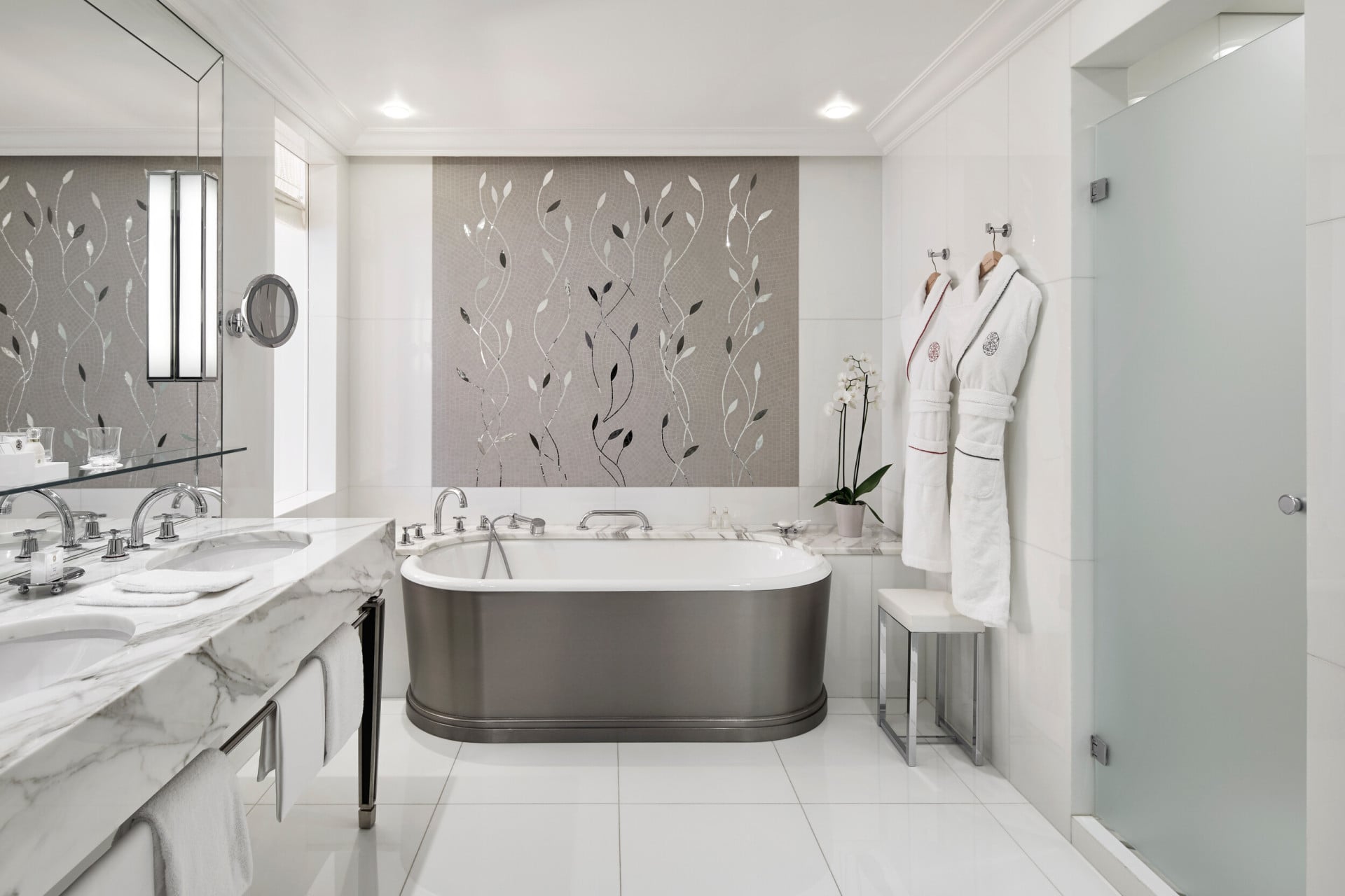 HPA-214-Junior-Suite-Prestige-SDB-2-HR-by-Francis-Amiand