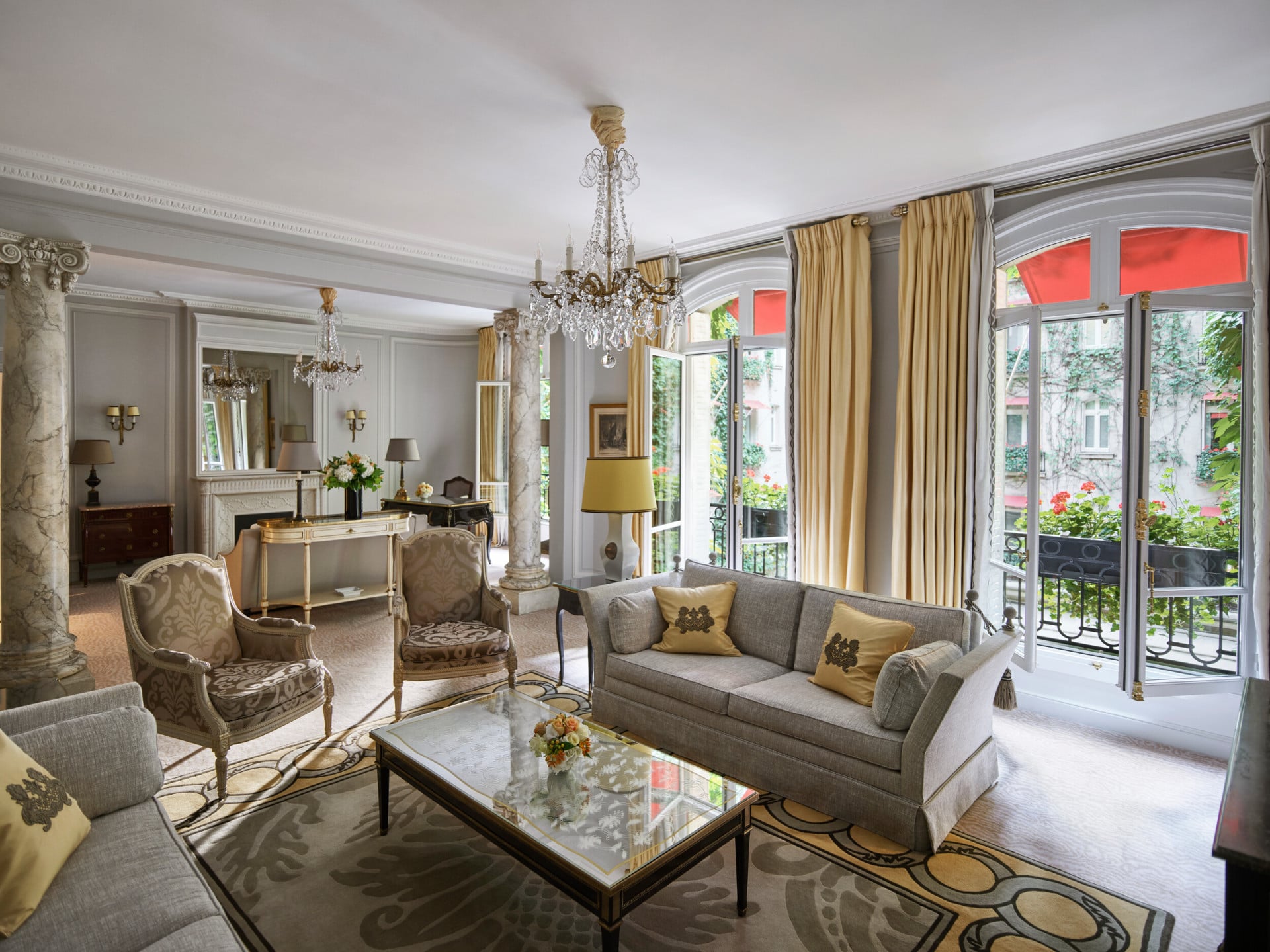 HPA-224-226-Presidential-Suite-Living-HR-by-markread