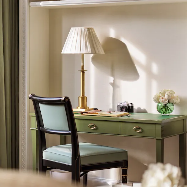 Executive Park View room at The Dorchester desk