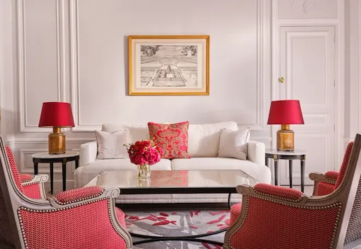 602 Deluxe Suite avenue montaigne view balcony HPA
