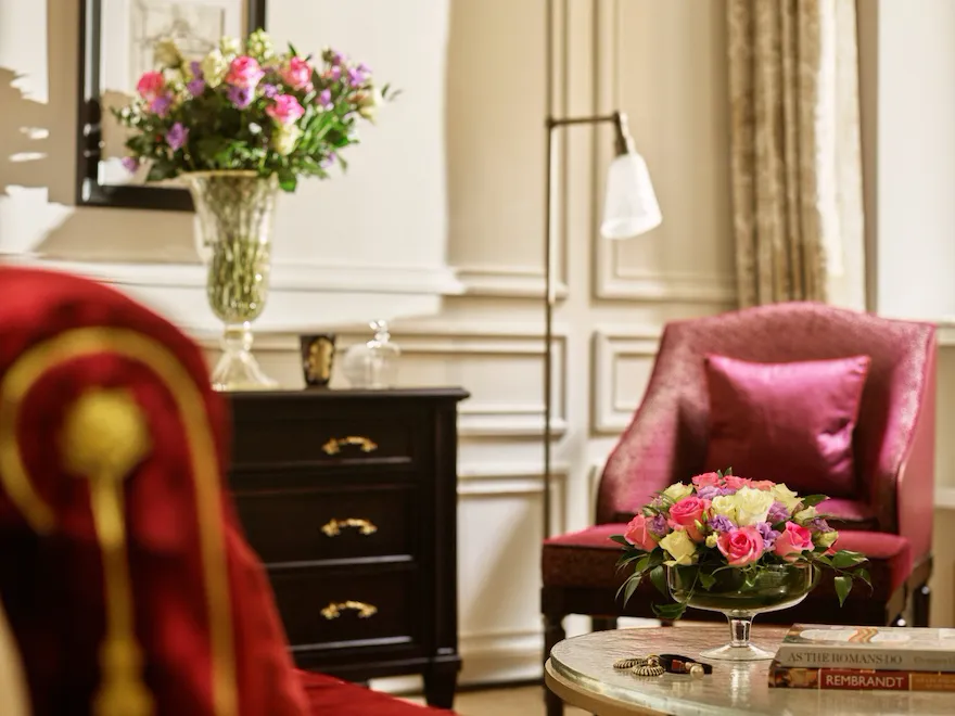 Details of Junior suite living room