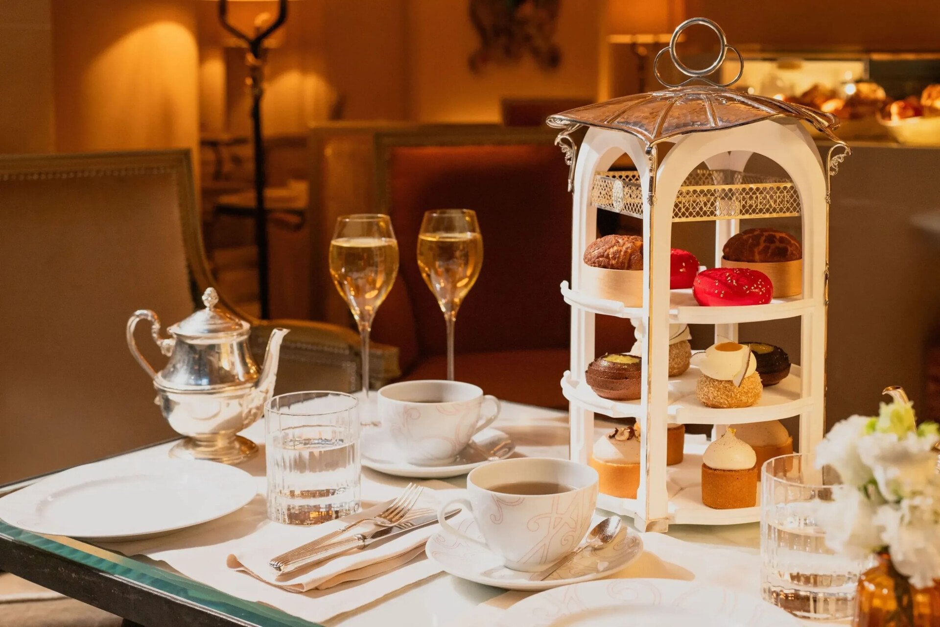 Hotel Plaza Athénée - Tea-Time La Galerie - Le Goûter d'Angelo Musa - Dorchester Collection