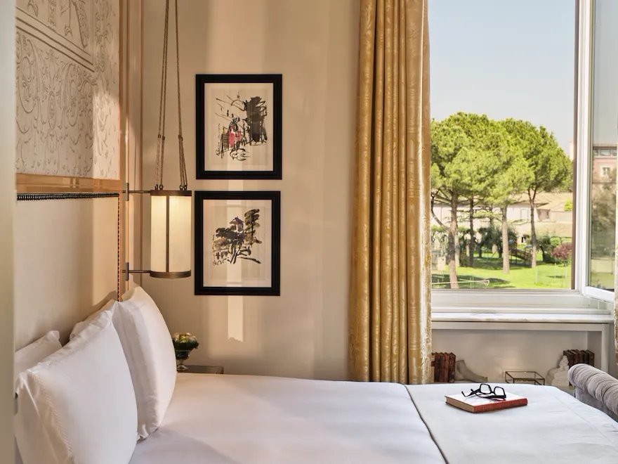 Bedroom with view at Eden Suite, Hotel Eden