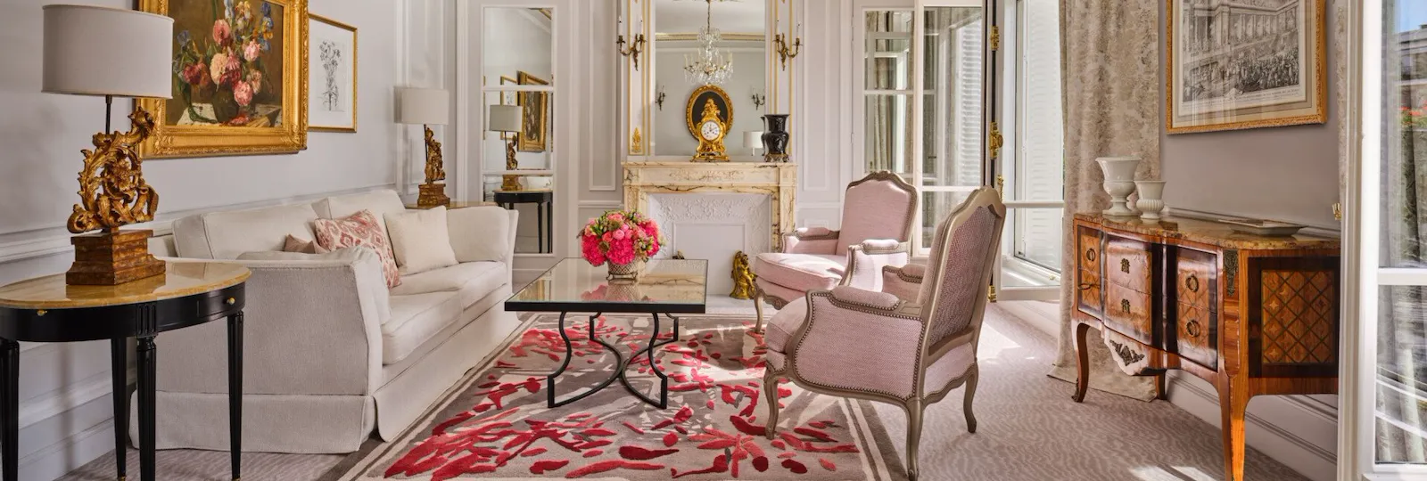 609 Prestige Suite with Avenue Montaigne view balcony HPA