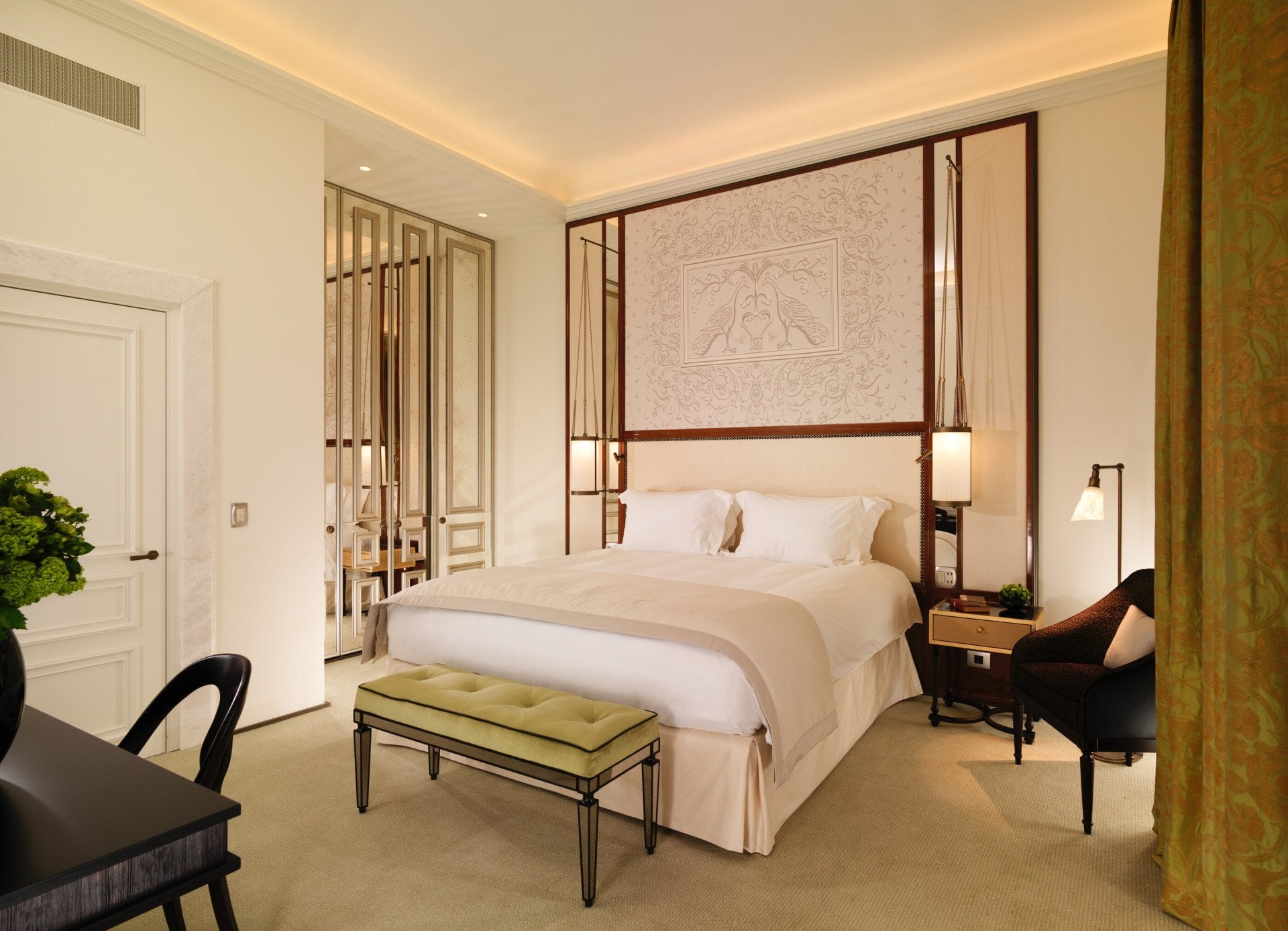 Bedroom of Prestige Room and headboard with peacocks illustration at Hotel Eden, Rome