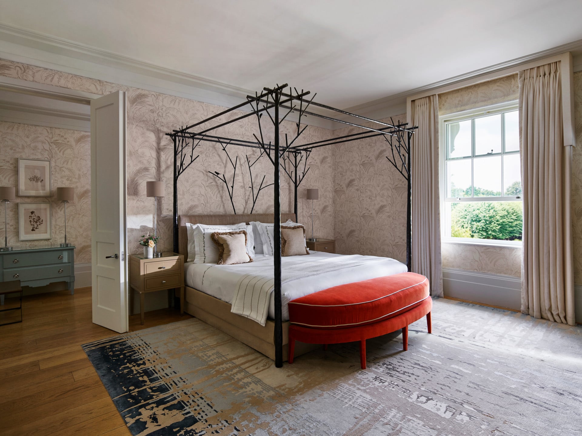 Coworth Park-Mansion House Premium Suite