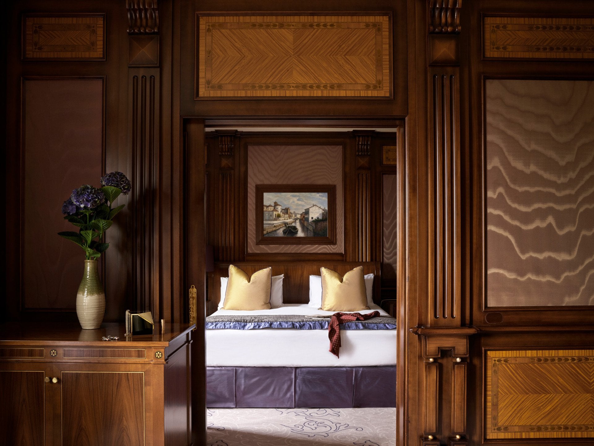 View of the Junior Suite bedroom